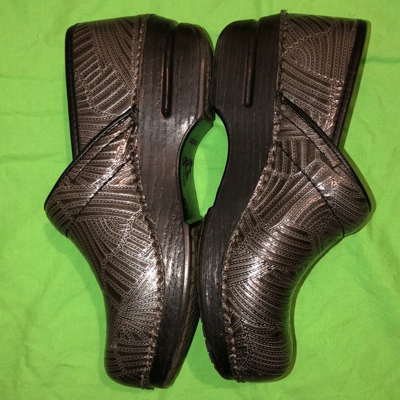 Dansko Clogs - Picture 2 of 6